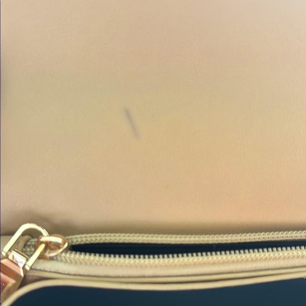 Beige/Neutral Handbag - image 4